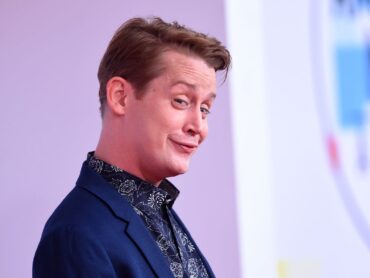 Macaulay Culkin Net Worth 2022 .