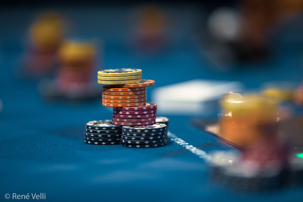 Tips to Play Poker: Mastering the Game of Strategy and Skill